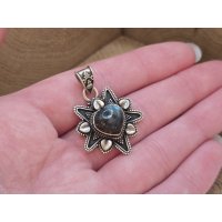 Echt zilveren labradoriet ketting hanger